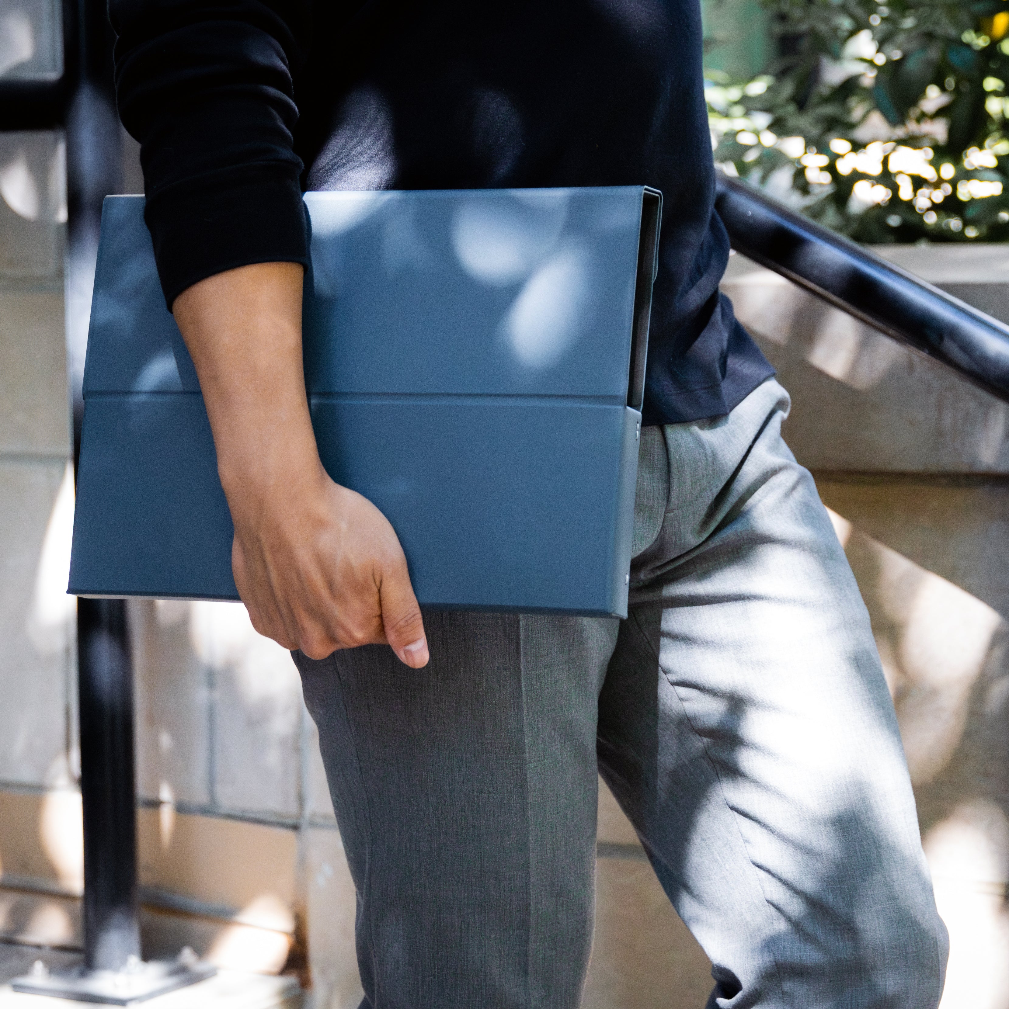 Trinity 5-in-1 Standing Laptop Sleeve - Image 12